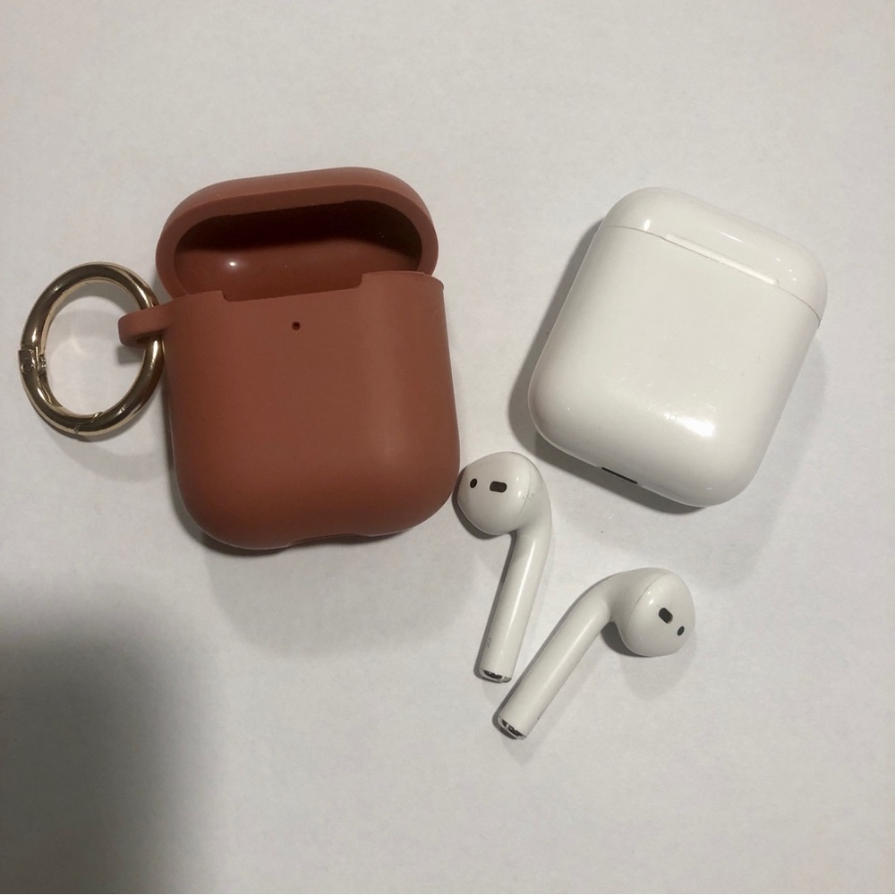 BUNDLE: Apple AirPods 2 Bluetooth Wireless Headphones With Charging Case & Cover